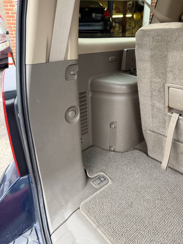 2011 Nissan Pathfinder SV