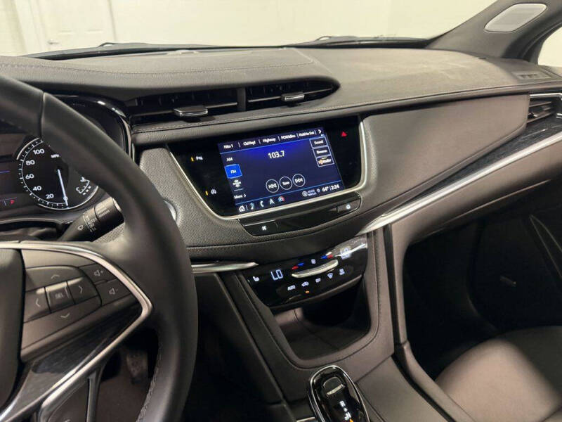 2025 Cadillac XT5 Premium Luxury