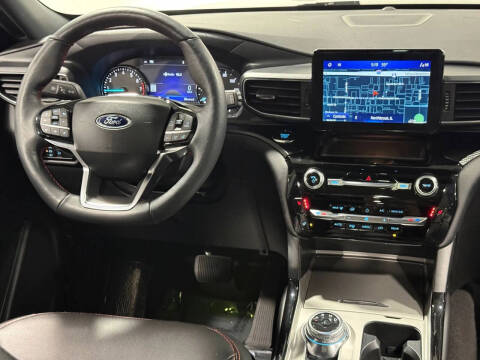 2024 Ford Explorer ST-Line