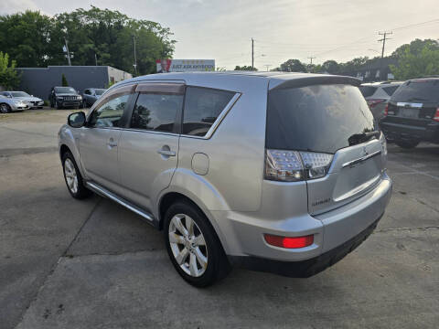 2011 Mitsubishi Outlander XLS
