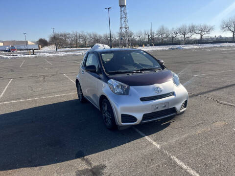 2014 Scion iQ