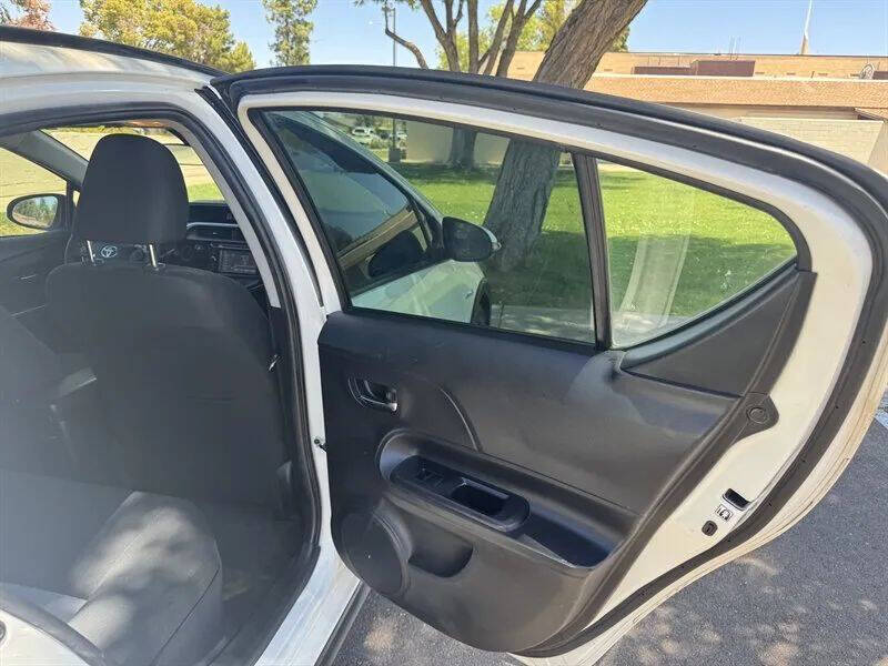 2018 Toyota Prius c