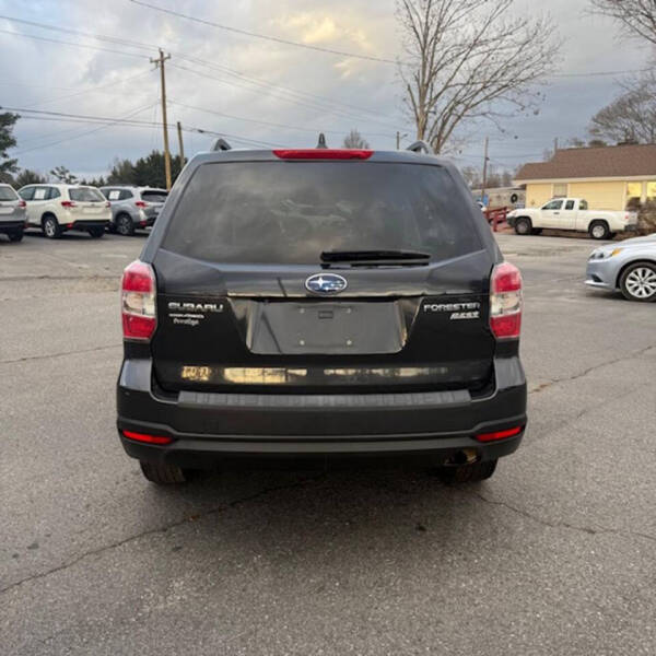 2016 Subaru Forester 2.5i