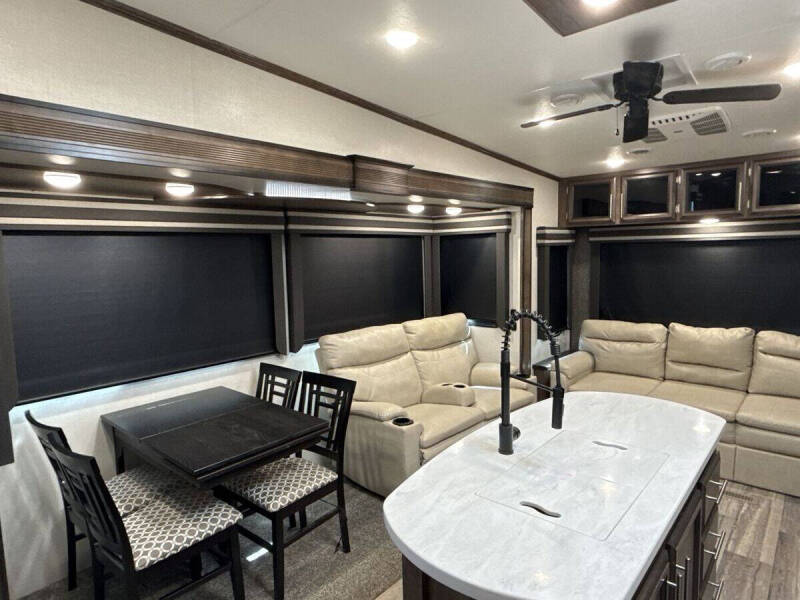 2021 KZ RV Durango
