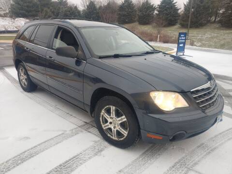 2008 Chrysler Pacifica for sale at Short Line Auto Inc in Rochester MN