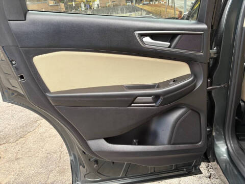 2015 Ford Edge SE