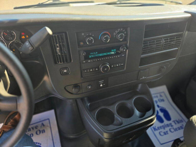 2024 GMC Savana 2500
