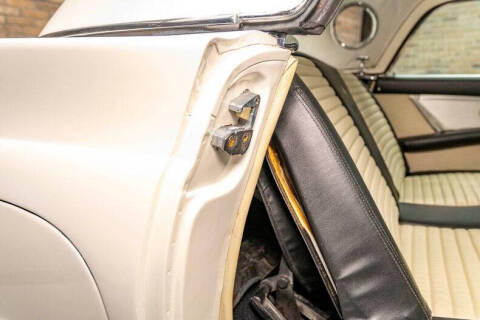 1957 Ford Thunderbird