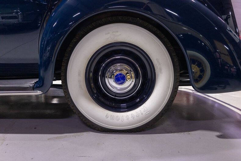 1939 Lincoln Model K 413-B Convertible Seda