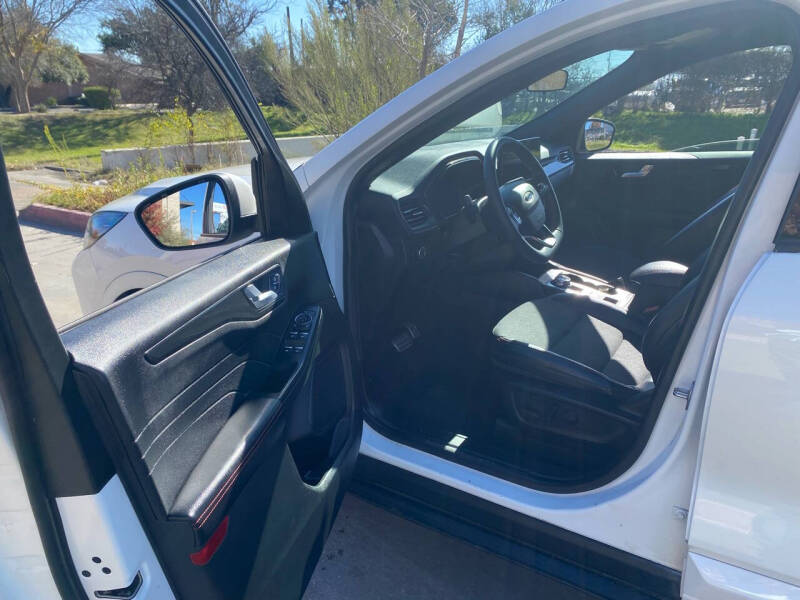 2023 Ford Escape ST-Line