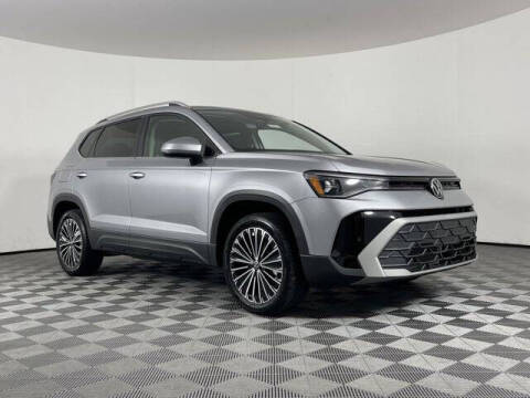 2025 Volkswagen Taos SE