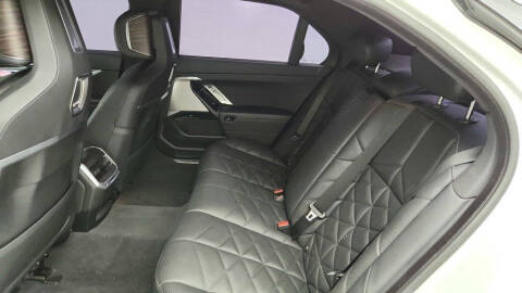 2023 BMW 7 Series 740i