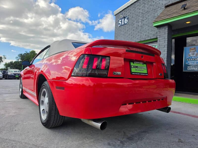 2000 Ford Mustang