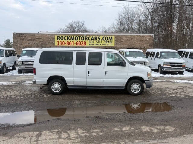 2013 Ford E-Series Econoline Wagon XL's photo