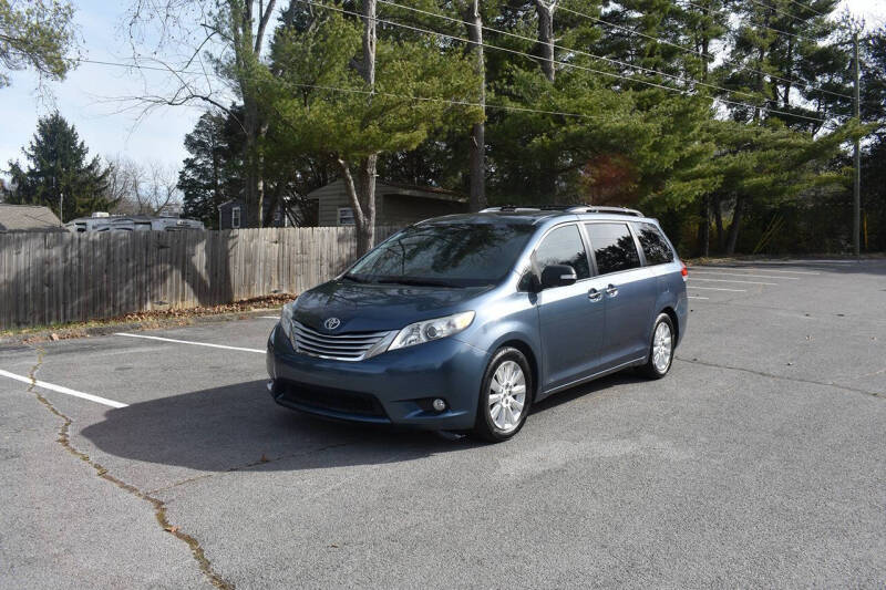 2014 Toyota Sienna Limited 7-Passenger