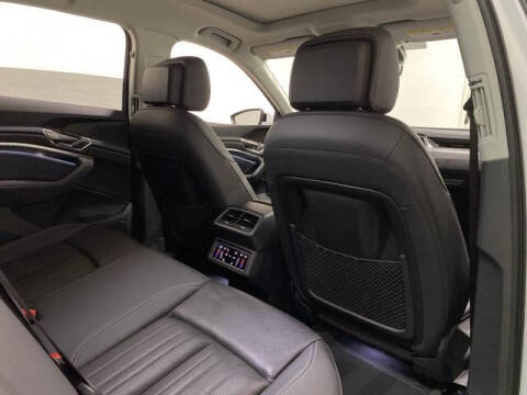 2024 Audi Q8 e-tron quattro Premium Plus