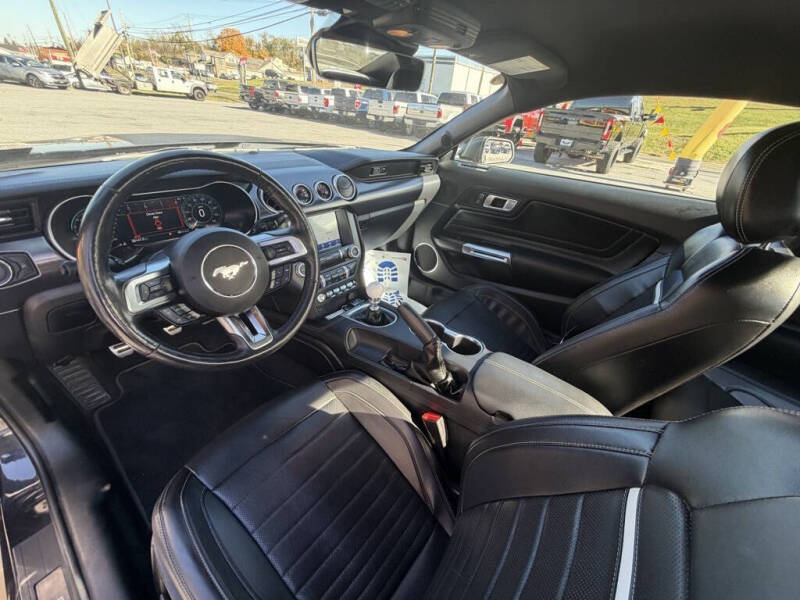 2022 Ford Mustang Mach 1