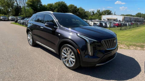 2022 Cadillac XT4 Premium Luxury