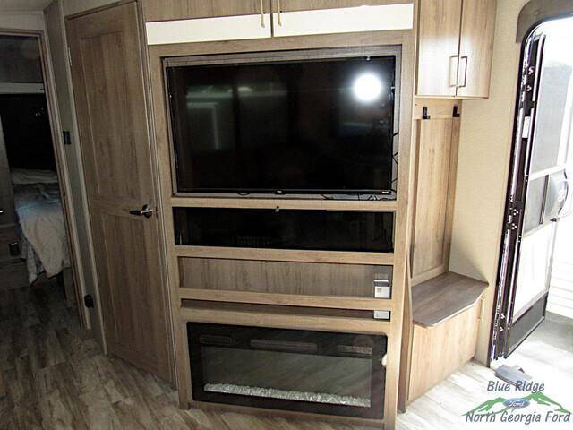 2022 Grand Design RV Imagine