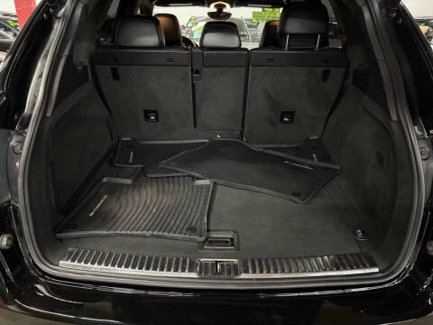 2013 Porsche Cayenne GTS