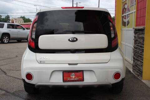 2019 Kia Soul +