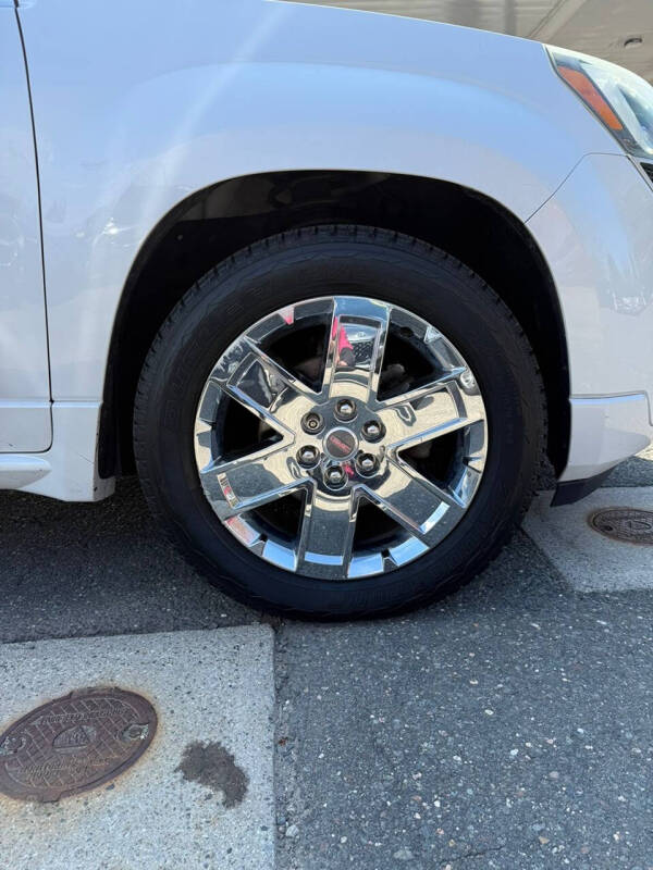 2016 GMC Acadia Denali