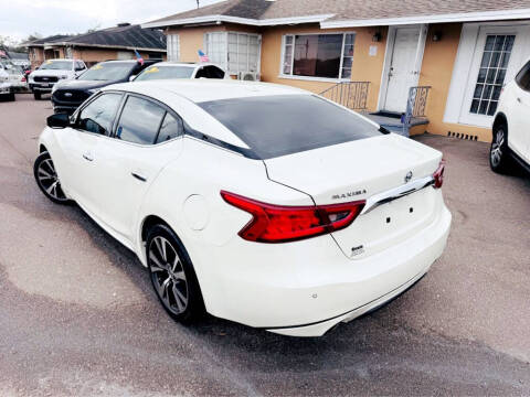 2017 Nissan Maxima