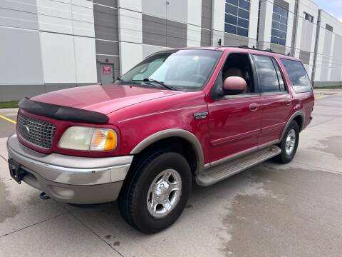 2001 Ford Expedition for sale at ELMHURST  CAR CENTER - ELMHURST CAR CENTER in Elmhurst IL