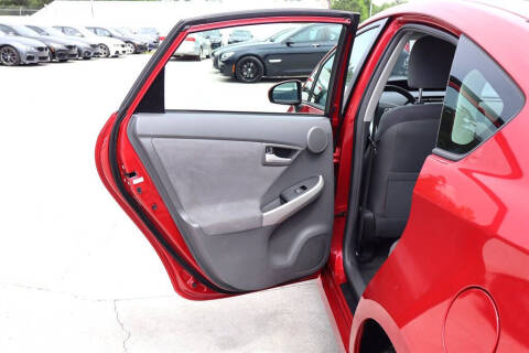 2010 Toyota Prius III