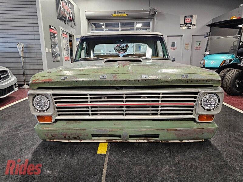 1969 Ford F-100