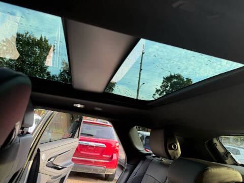 2023 Land Rover Range Rover Evoque P250 SE