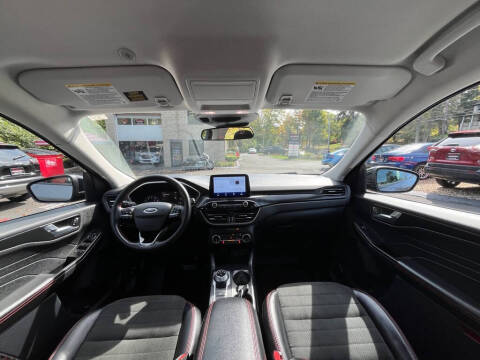 2022 Ford Escape SEL