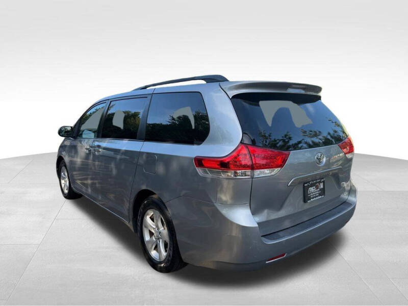 2013 Toyota Sienna