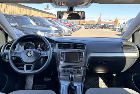 2016 Volkswagen e-Golf SE