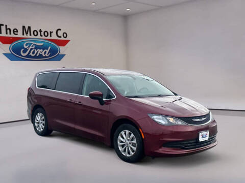 2017 Chrysler Pacifica Touring
