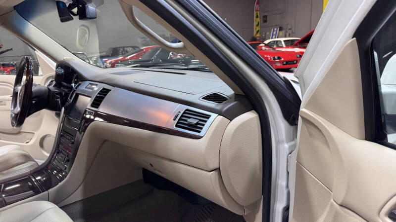 2013 Cadillac Escalade Luxury