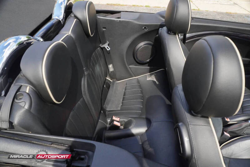 2011 MINI Cooper John Cooper Works