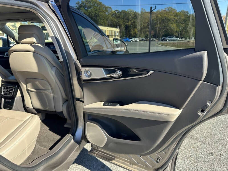 2021 Lincoln Nautilus Reserve