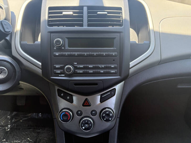 2016 Chevrolet Sonic LS Manual