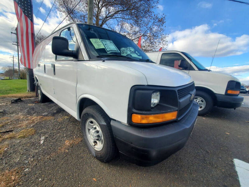 2017 Chevrolet Express 2500