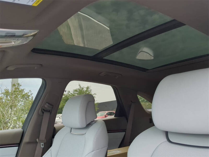 2026 Genesis Electrified GV70 Standard