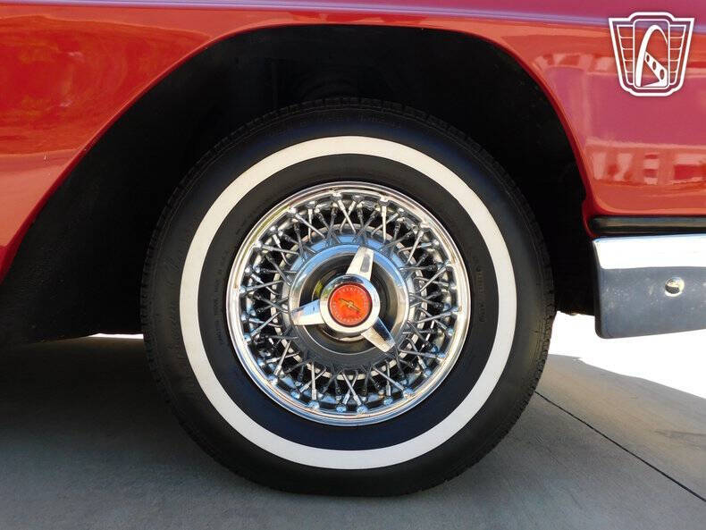 1963 Ford Thunderbird