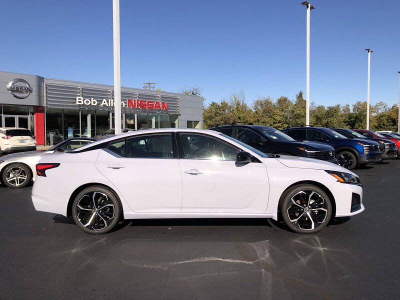 2025 Nissan Altima 2.5 SR