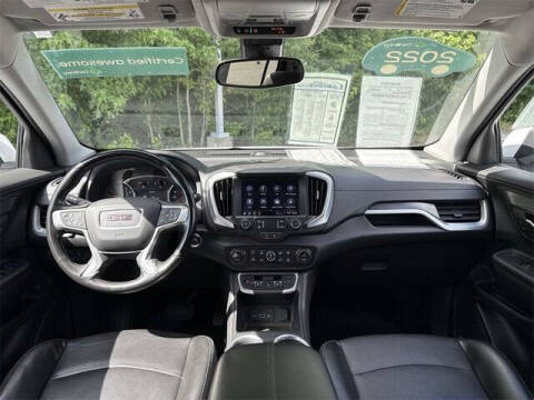 2022 GMC Terrain SLT