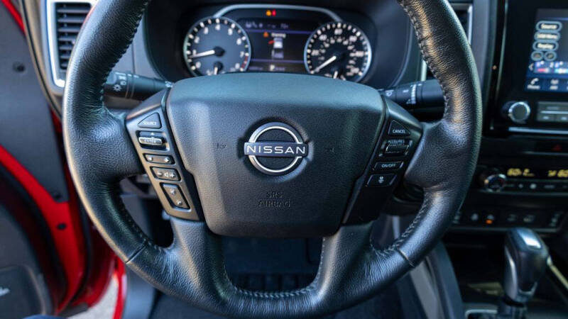 2022 Nissan Frontier SV