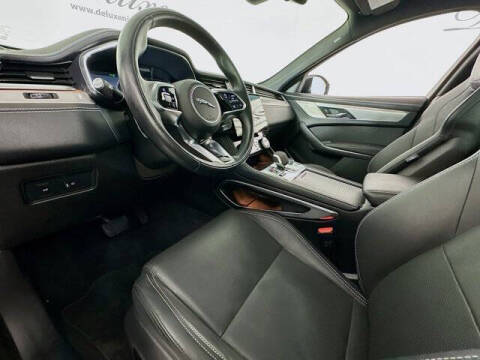 2024 Jaguar F-PACE P250 R-Dynamic S