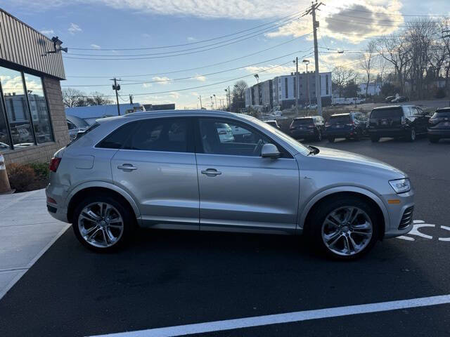 2016 Audi Q3 2.0T quattro Prestige