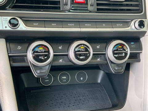 2022 Genesis G70