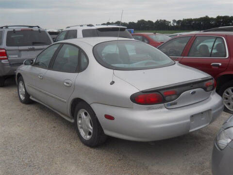 1998 Ford Taurus SE