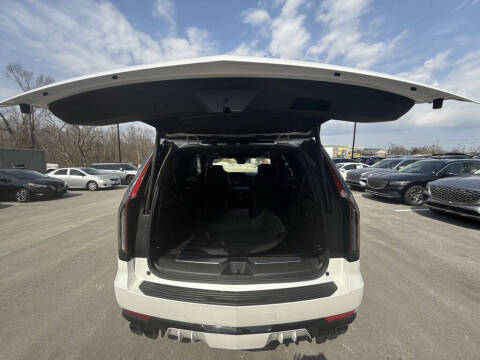 2023 Cadillac Escalade-V